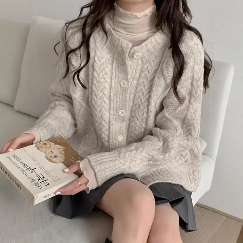 

cardigan autumn winter new model women's clothing versatile knit cardigan loose Korean version sweet long sleeves sweater coat