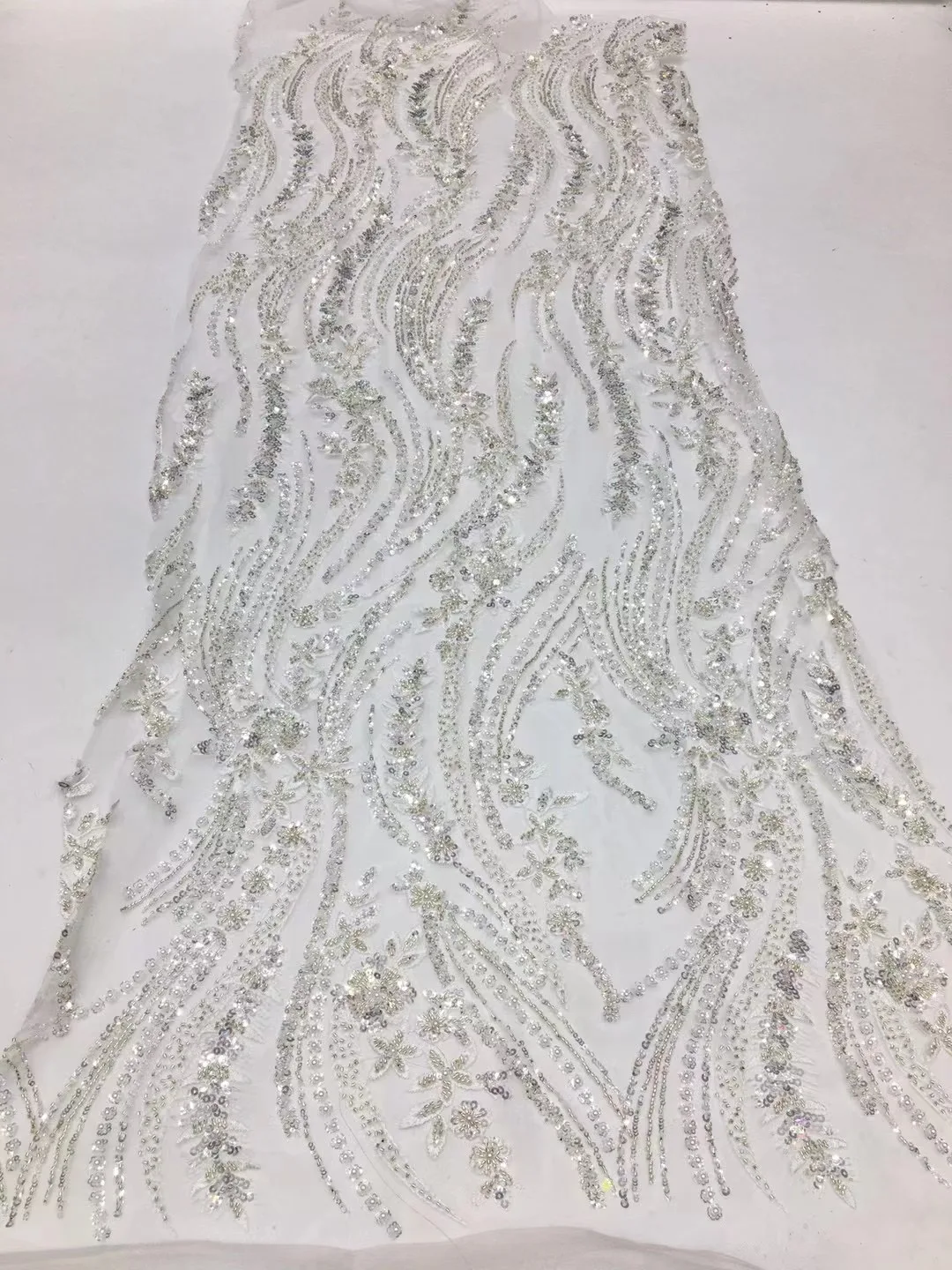 Handmade Beaded French Lace Fabric 2023 Latest Embroidery African Mesh Sequins Lace Fabrics for Wedding Dress NXX5460