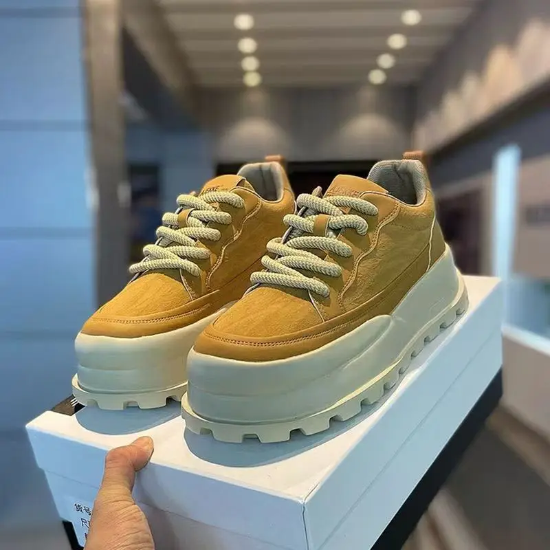 

Модные мужские туфли 2026 года для осени: увеличивающие рост, на толстой подошве, противоскользящие, износостойкие, легкие, роскошные повседневные туфли