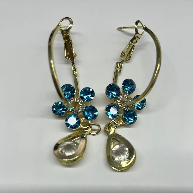 Exquisite Flower Dangle Earings Shiny Full Rhinestones Crystal Drop Earrings Women\'s Fashion Party Wedding Ear Jewelry Gifts K-