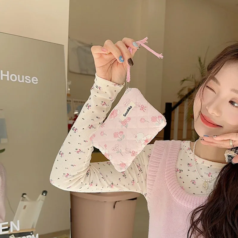 

Flower Pattern Makeup Bag Zipper Cartoon Flower Lipstick Bag Cosmetic Bag Toiletry Wash Pouch Multifunctional Coin Wallet Case