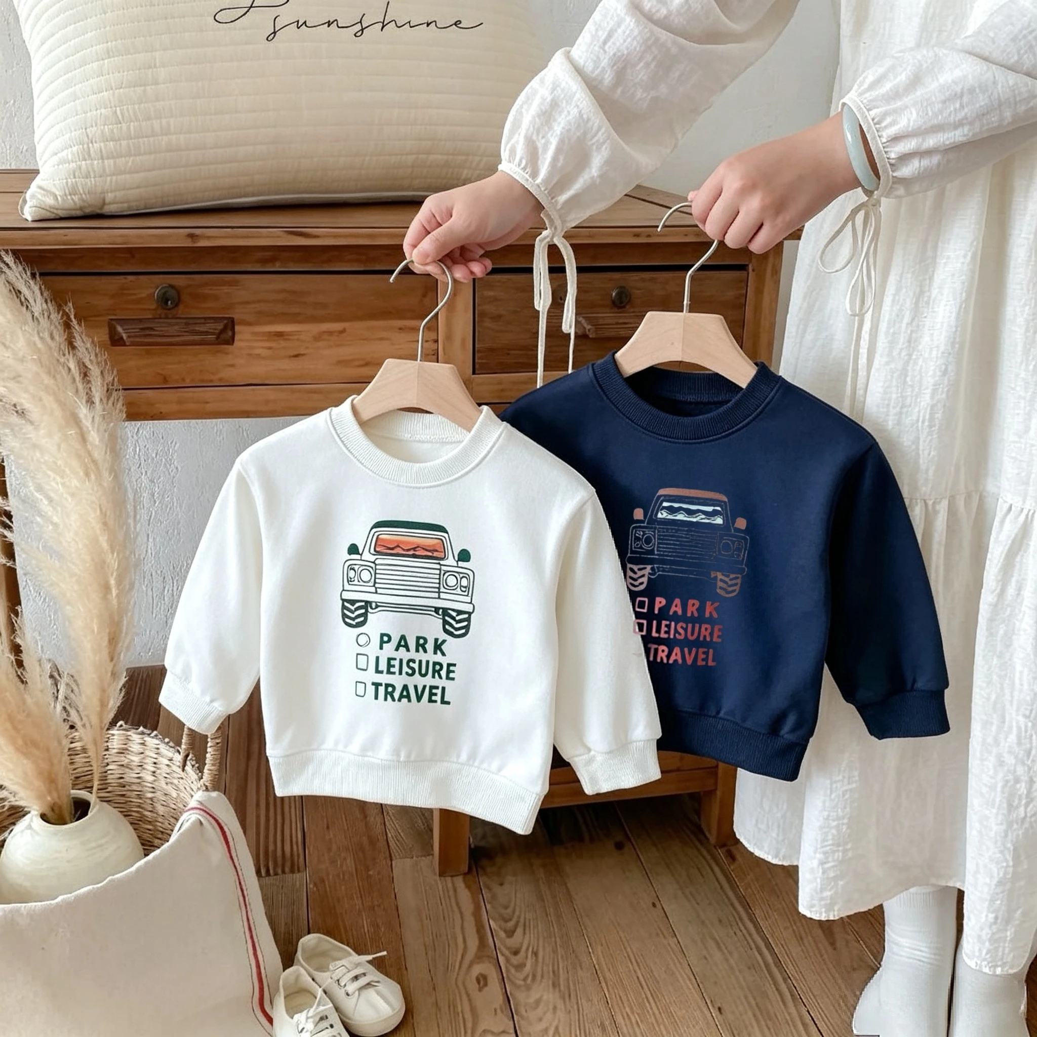 2026 Autumn/spring Clothes Boys Printed Car Hoodie Round Collar Long Sleeved Tops Children's Wear Simple Versatile Sweatshirts