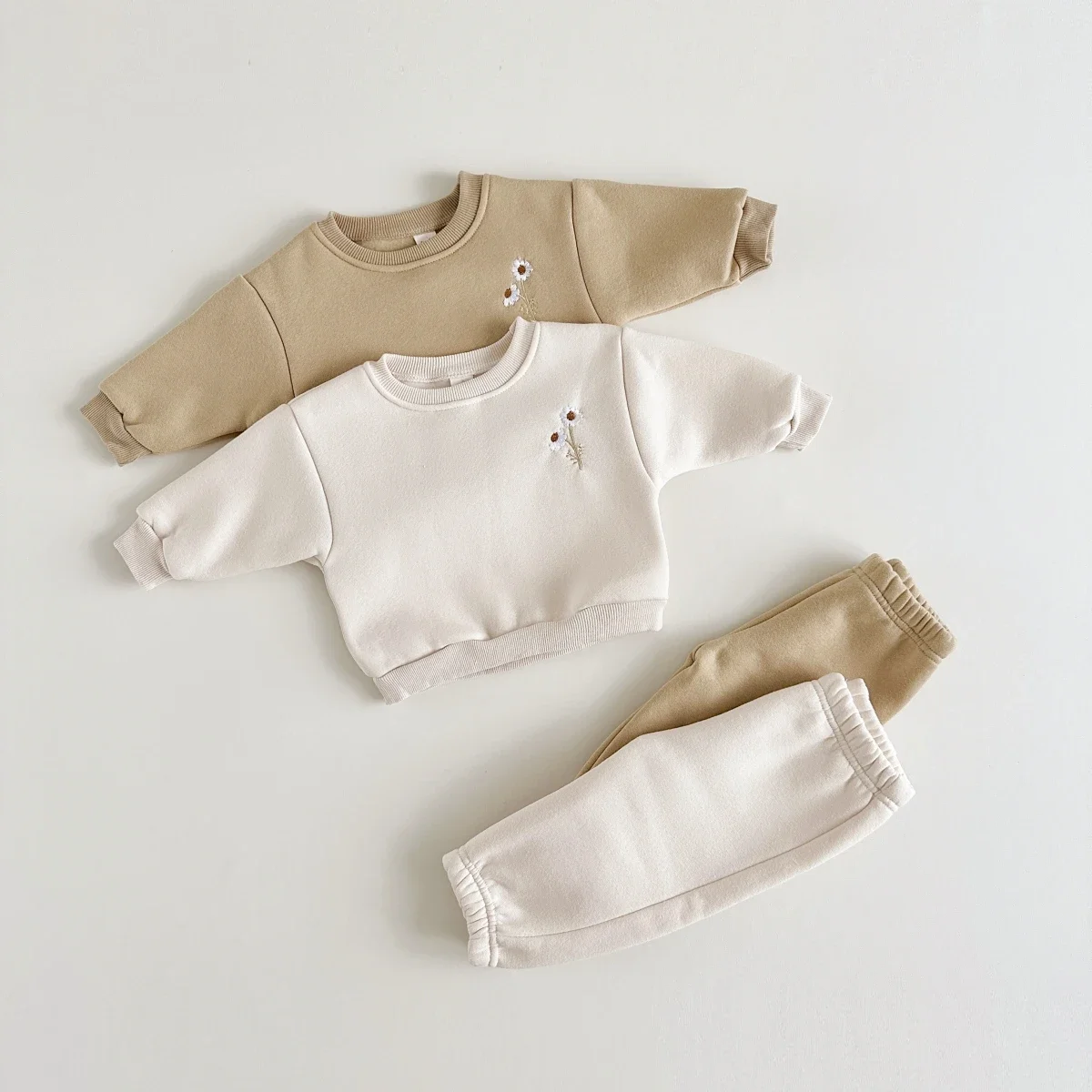 Winter Baby Girls Boys Clothes Thick Plush Minimalist Style Flowers Embroidery Warm 2PCS Sweatshirt + Pant Kids Tracksuit