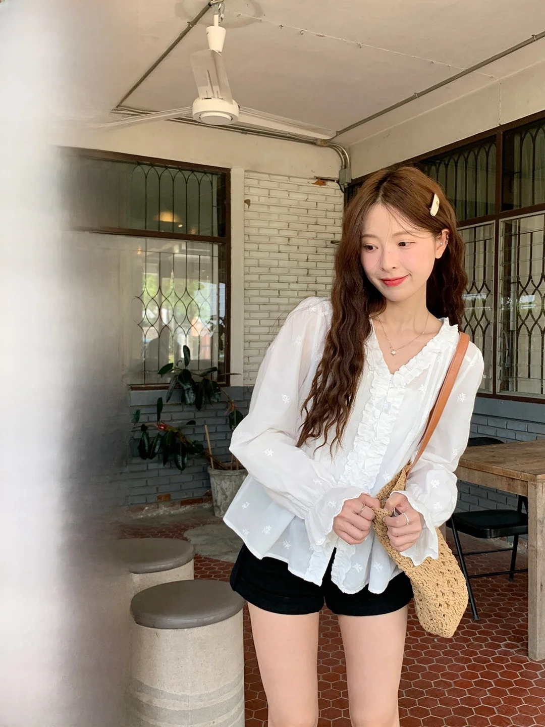 

French Style Loose Fit Long Sleeve Shirt Women's Cotton Breathable V Neck Button up Sweet Earlet Lace Trim Embroidered Top