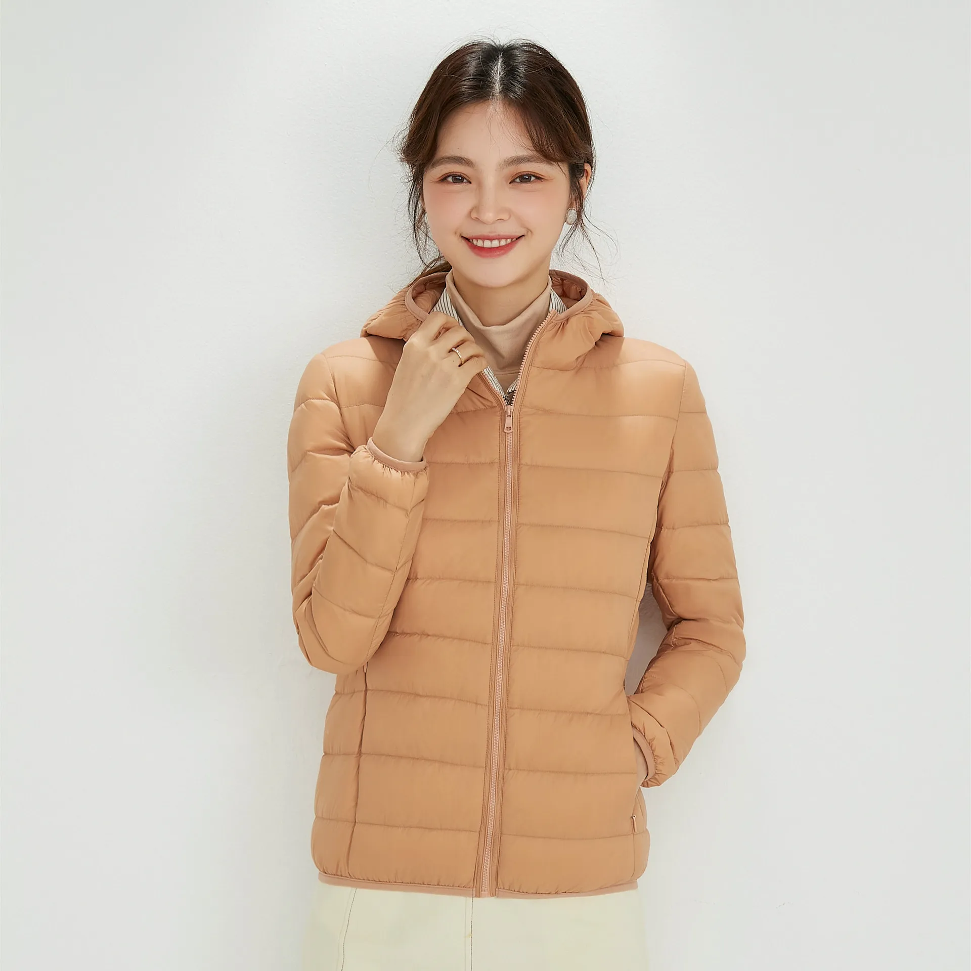 Koreanischen Stil Herbst Winter Neue Mode frauen Einfarbig Stehkragen Zipper Casual Trendy Einfache Grundlegende Stepp Mäntel Weibliche