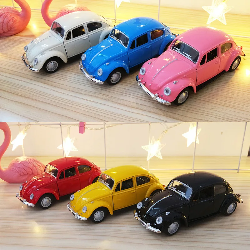 

1：32beetle Alloy Car Model Pink Retro Retro Car Double Door Birthday Cake Baking Decoration Car Toy Gift Collection