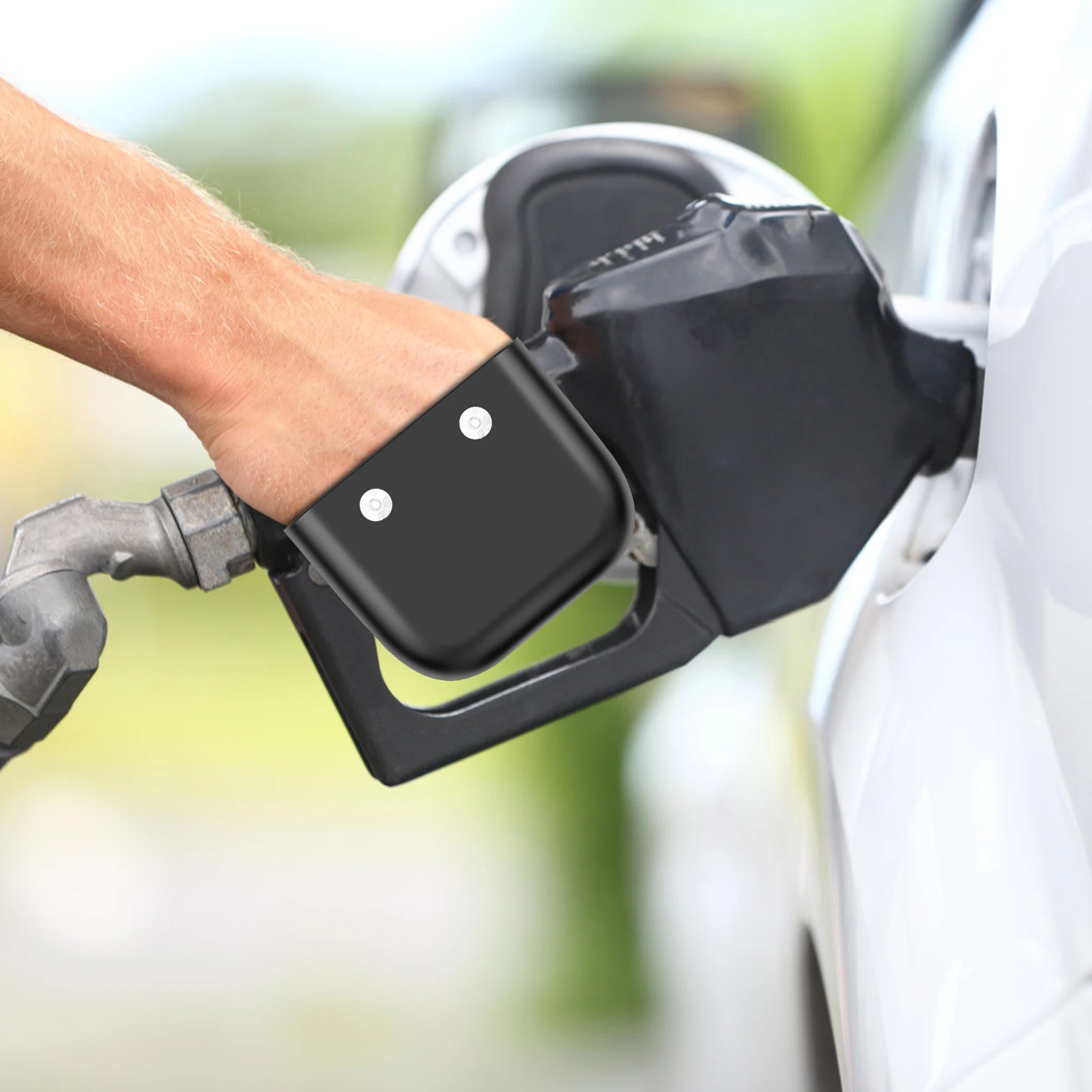 Silicone Gas Pump Glove Reusable Silicone Fuel Glove Nonslip Protective Mittens Easy to Wear Gasoline Hand Covers for Pumping