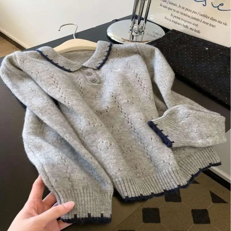 เสื้อสเวตเตอร์คอปกสีตัดกัน สไตล์เรโทรคลาสสิก หรูหราเบาๆ ใส่สบายๆ สำหรับกิจกรรมกลางแจ้ง ใช้ได้ทุกวัน ทรงหลวม ดูสดใส น่ารัก และมีเอกลักษณ์