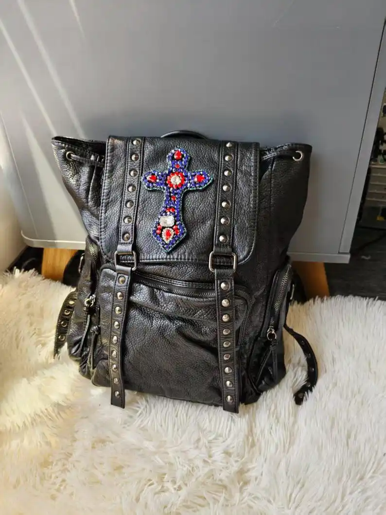 Black Y2K Gothic Rhinestone Cross Rivet Backpack Punk Colorful Gem Cross Rucksack Grunge Leather Drawstring Backpack for Women
