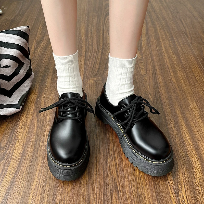 2023 Spring and Autumn Fashion Thick Soled Lace Up Women's Slip-on Shoe Casual Outdoor Versatile Concise Solid Shoes for Women