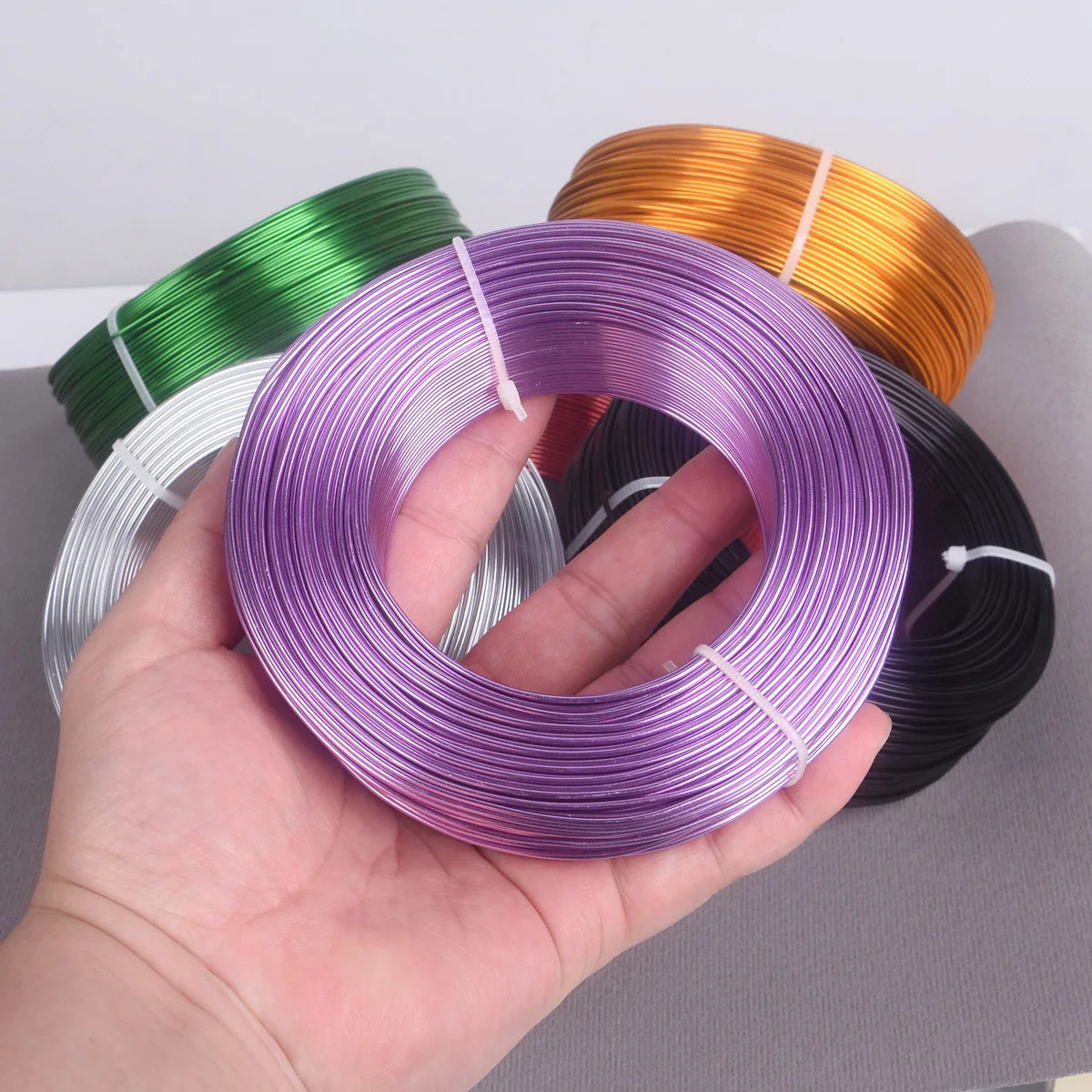 

1Roll 500g 0.8mm/1mm/1.5mm/2mm/2.5mm/3mm Colors Coated Aluminium Soft Metal Crafts Beading Wire Cord For Jewelry Making DIY