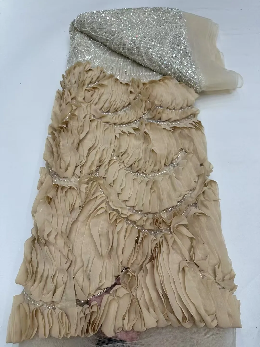

Luxury African Sequins Beaded Lace Fabric 2025 High Quality Lace 5 Yards Gold French Lace Fabric Nigerian Net Lace Fabrics Party