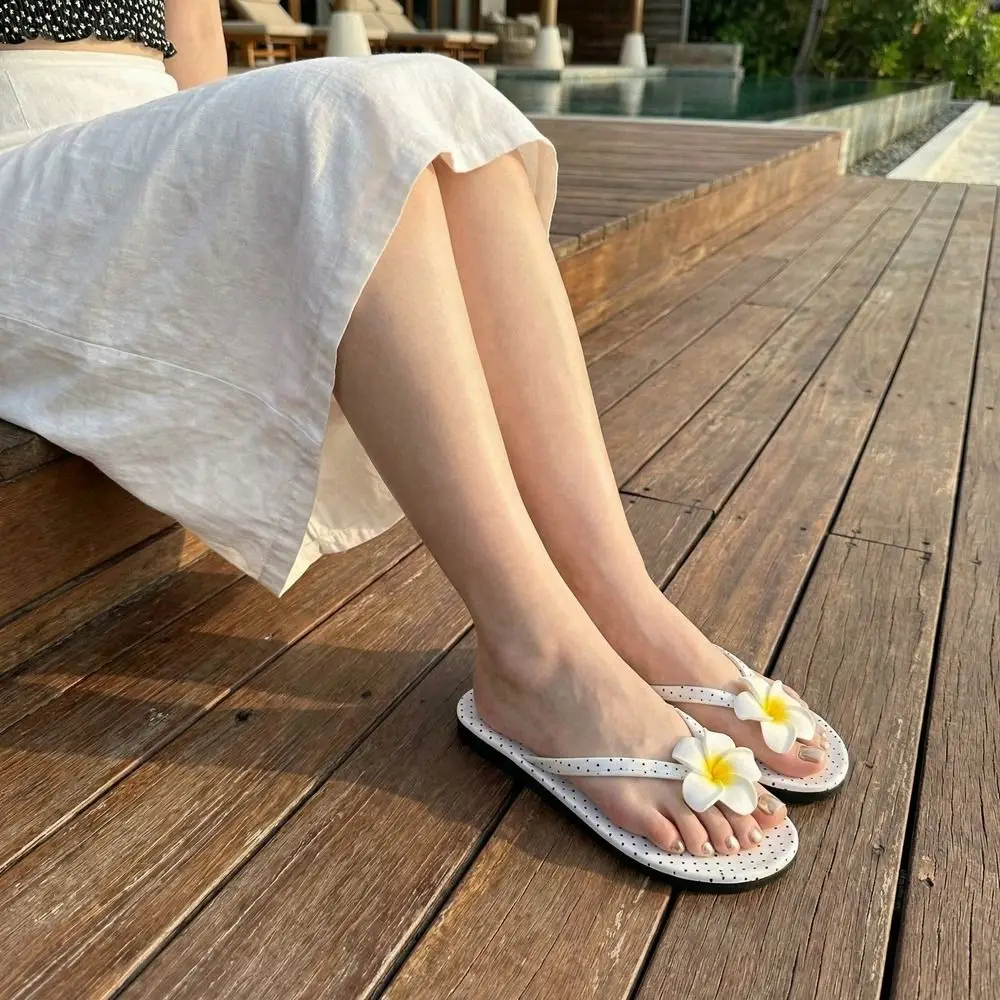 chinelo-de-verao-com-estampa-de-flores-e-poas-sandalias-elegantes-para-mulheres-antiderrapantes-chinelo-para-uso-interno