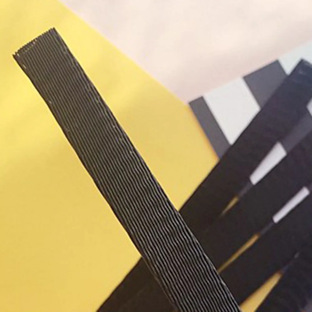 Zestaw pędzli do makijażu oczu z siatkową osłonką ochronną, skośny aplikator do eyelinera, narzędzie do cieni do powiek, osłona do korektora