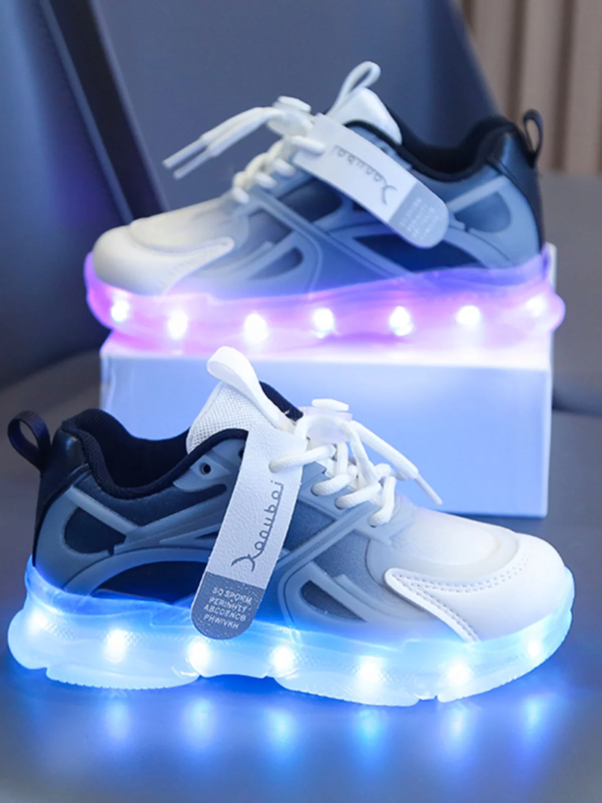 Running Horse Light Charging Light Shoes Colorful Light up   Children's   Boys and Girls Spring and Autumn Sports Shoes