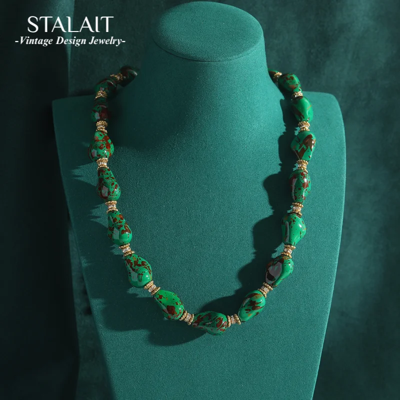 

Винтажное ожерелье из бисера ручной работы с зеленым камнем для женщин, цепочка на ключицу в стиле барокко, элегантные натуральные ювелирные аксессуары 2024