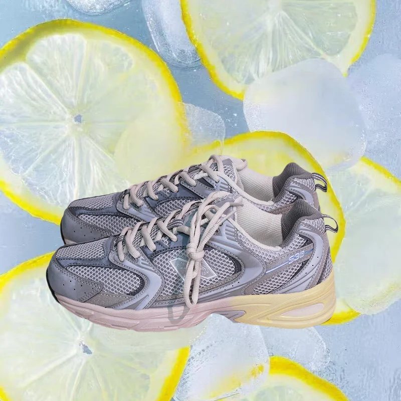 Design various fashionable and 530 neutral sports shoes with soft soles and comfortable foot feel.Fashionable sports shoes