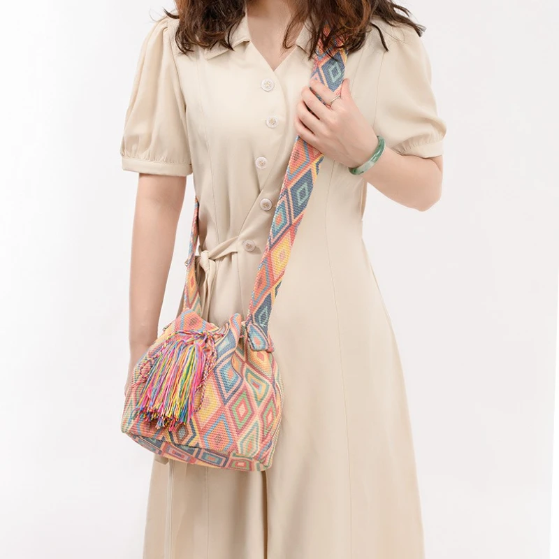 

Новинка 2024 года, холщовая сумка-ведро с принтом, женская повседневная сумка через плечо в богемном этническом стиле, простая и модная