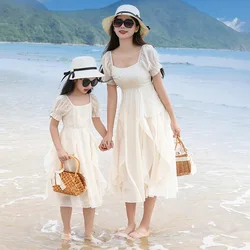 Holiday Mom and Daughter Elegant Dress Vacation Look Mother Baby Girl Short Sleeve Dresses Beach Party Mommy and Me Clothing