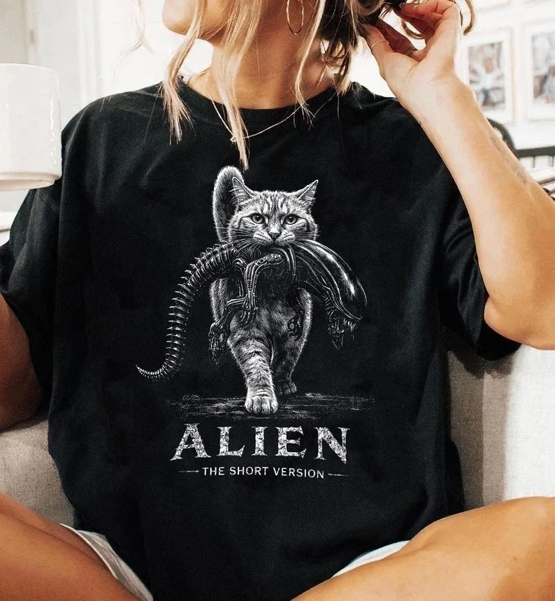 Funny Space Cat Shirt Sci-Fi Horror Parody Tshirt Graphic T-Shirt Graphic Short Sleeve T-shirts for Summer Unisex All-Season