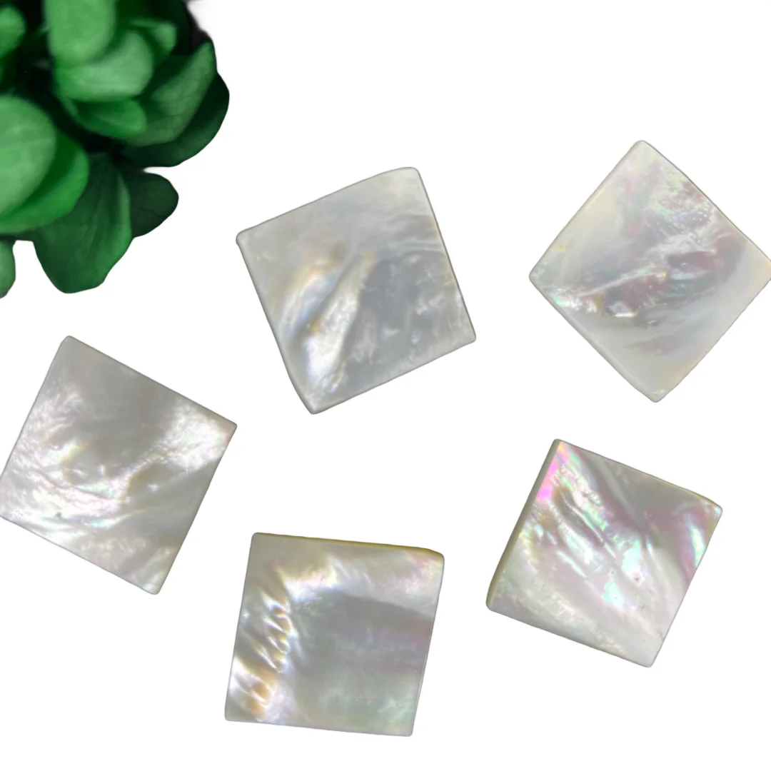 25mm in length and width, 2mm in thickness, square natural shell pieces, creative DIY jewelry accessories, carving and inlaying