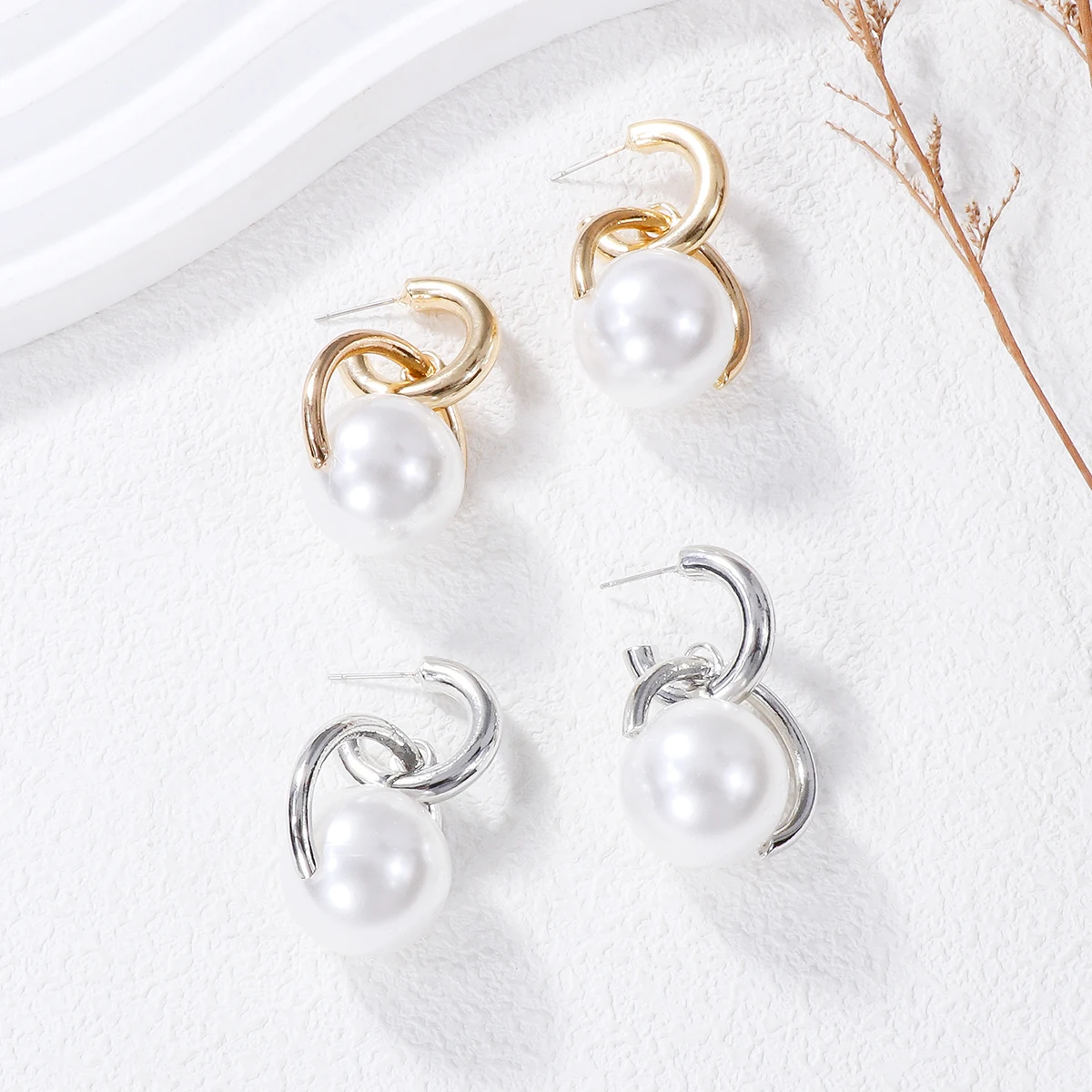 ZAA Imitation Pearl Earrings for Women Fashion Simple Holiday Party Jewelry Gifts Wholesale