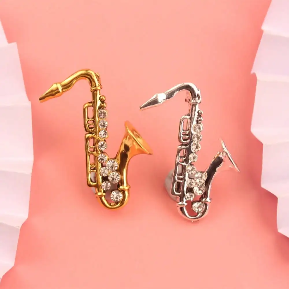 1pc Elegant Saxophone Women's Brooch & Pin Jewelry - Retro Elegant, Unique Design, for Scarves/Jackets/Bags, Ideal Holiday Gift