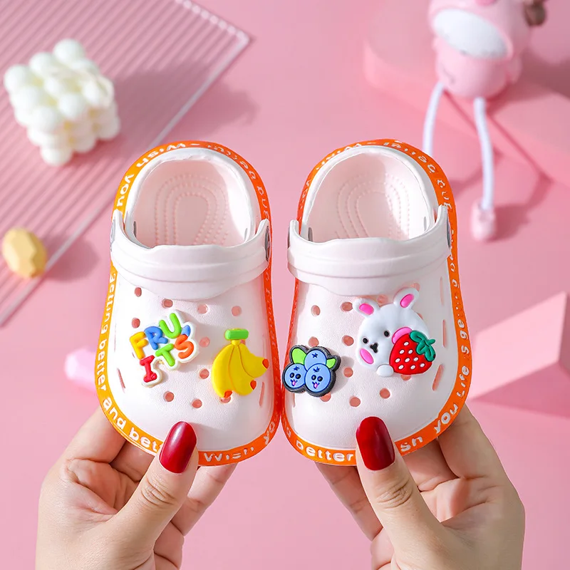 Children's Garden Shoes Summer Cartoon Cute Cave Hole Shoes Duckling Boys And Girls Comfortable Soft Soled Sandals 2024