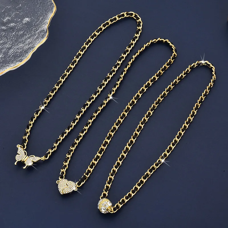 

Heart-shaped magnetic heart-shaped necklace, women's woven collarbone chain, fashionable necklace for women