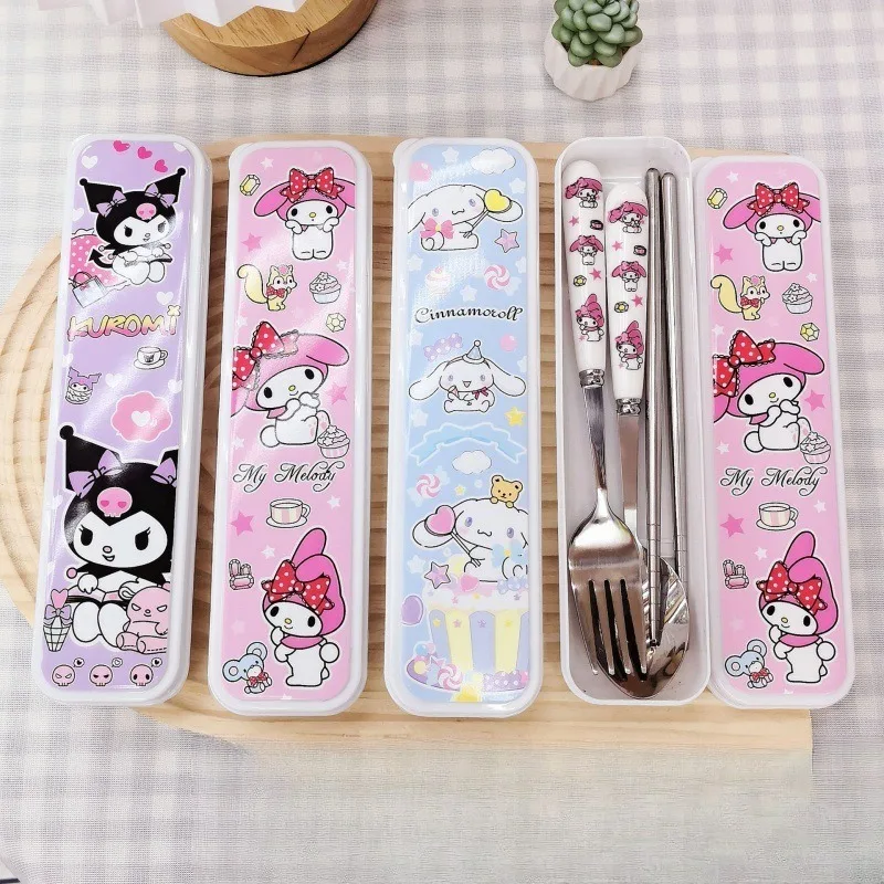Juego de cubiertos de Hello Kitty, caja de cubiertos de Material de acero inoxidable con dibujos animados, suministros de cocina de viaje, decoración de escritorio, venta al por mayor