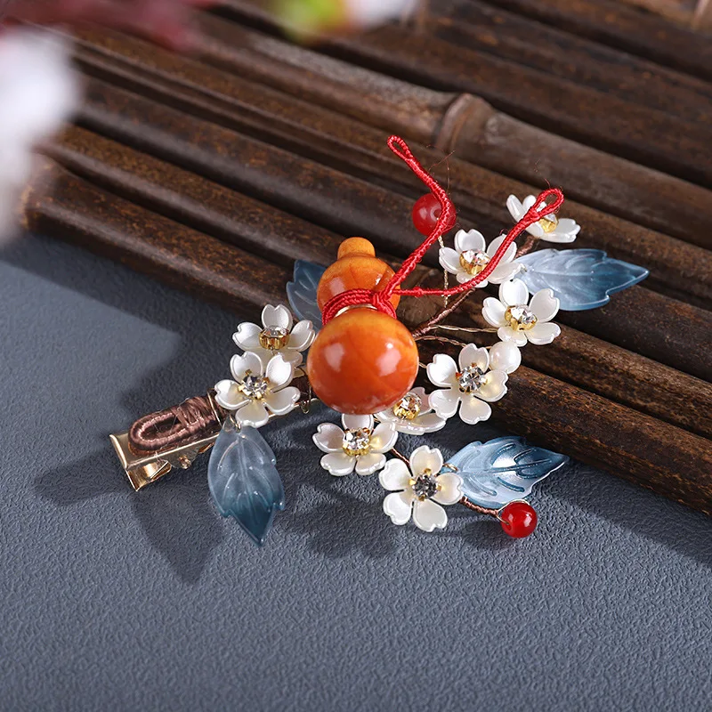 Lucky Bracelet Hand String Source New Chinese-Style Hanfu Gourd Hairpin White Flower With Leaf Edge Clip Guofeng Auspicious Fulu