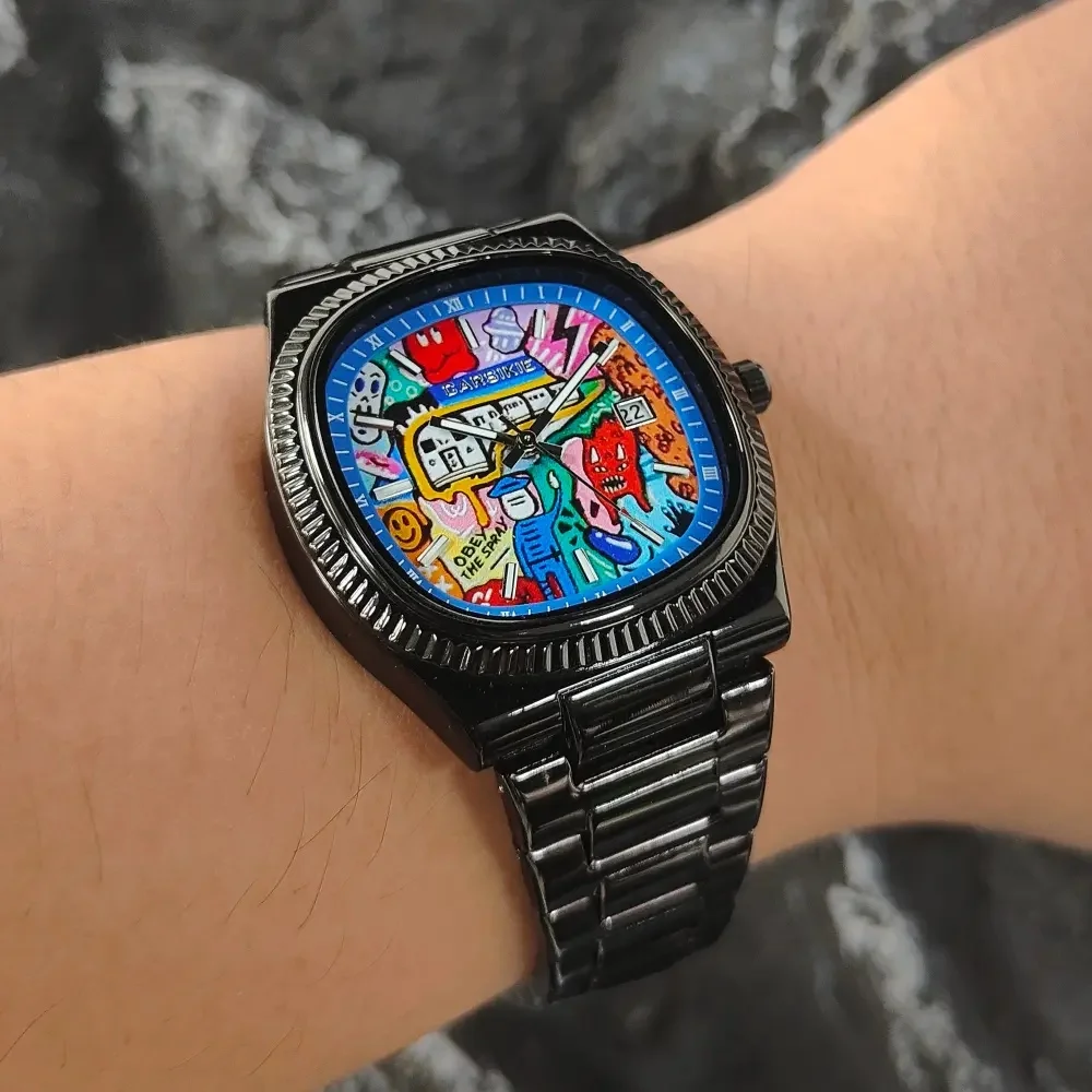 

Новые лучшие брендовые мужские кварцевые часы, мужские спортивные наручные часы премиум-класса с рисунком манги, 2025, квадратные часы с большим циферблатом