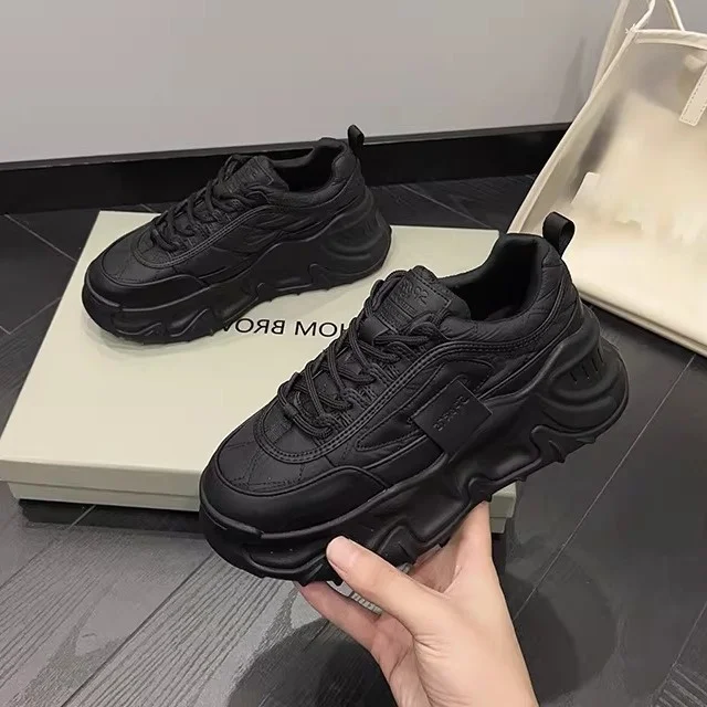 

Black Thick Bottom Sports Shoes Women's Casual Fashion Leather Shoes Breathable Running Shoes Comfortable round Toe Sneakers