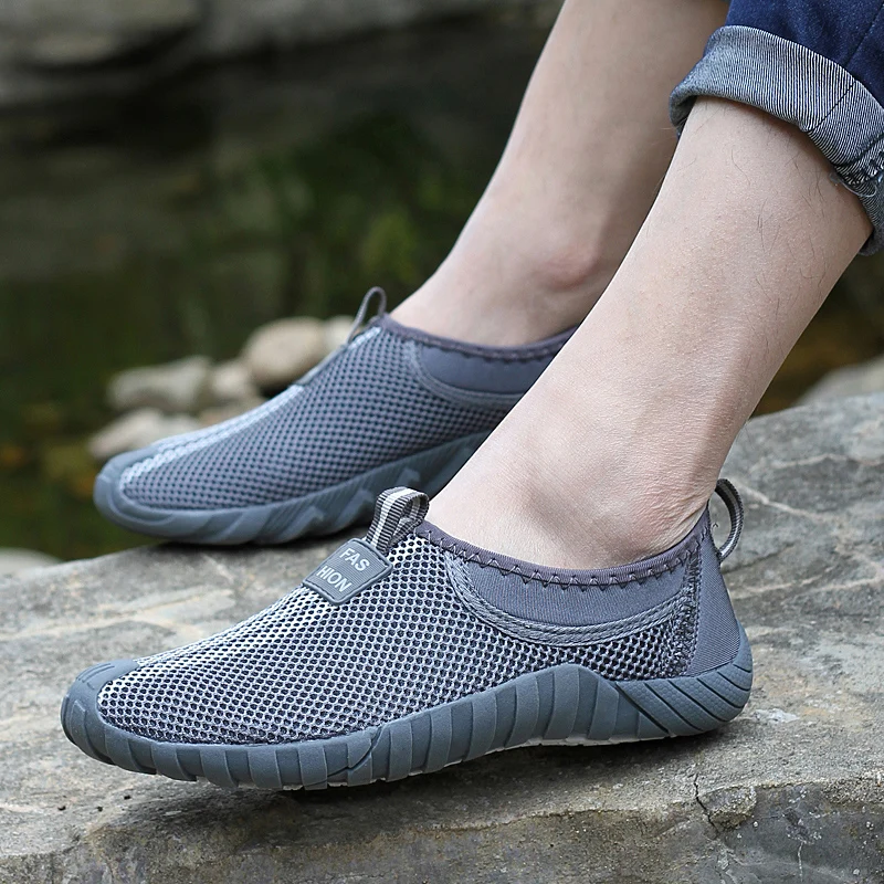 Breathable Mesh Outdoor Trekking Shoes Men Low Top Waterproof Wear Resistant For Short Distance Hiking