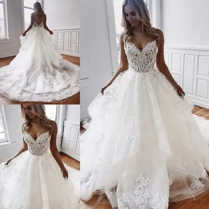 Gaun pernikahan Backless renda garis gaun pengantin pantai manik-manik leher V gaun pengantin menyapu kereta Tulle applique Boho Vestidos De Noiva