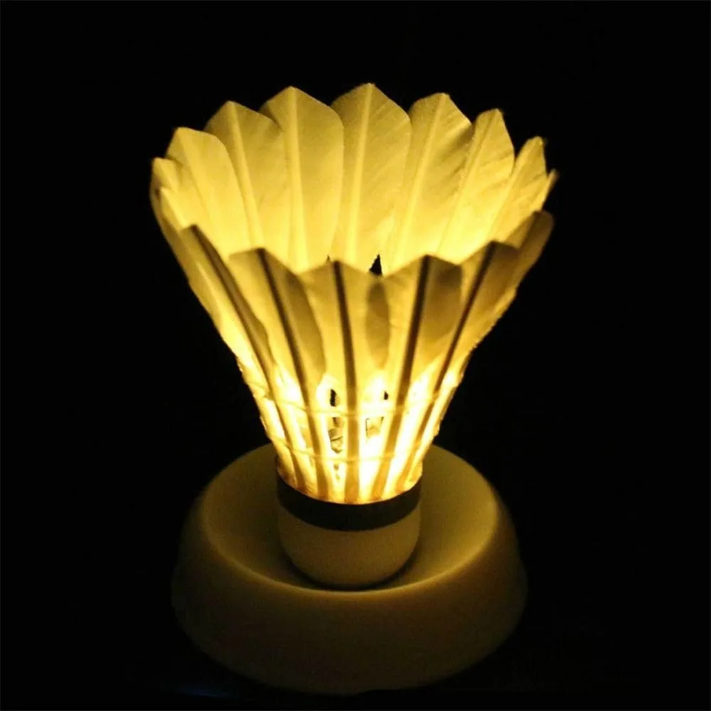 

Светодиодный волан для бадминтона, красочный волан, светящийся в темноте волан с перьями для бадминтона, светящийся волан для дома и улицы (золотой)