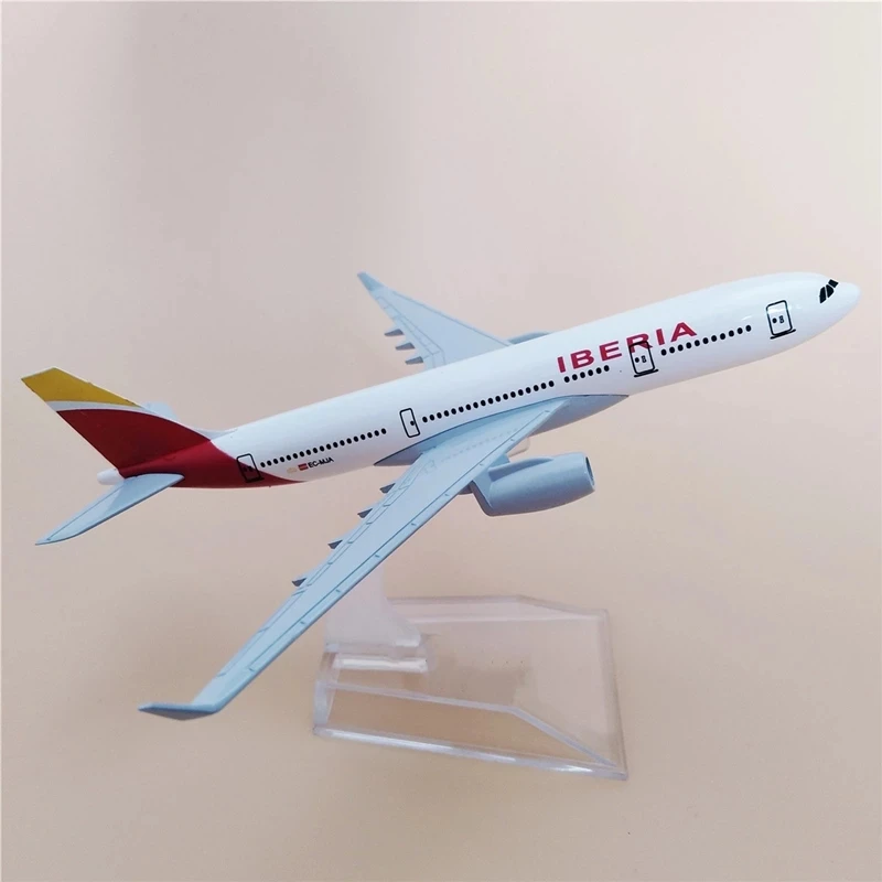 16CM 1:400 Scale Airplanes Airbus A330 Spain Iberia Airlines Aircraft Model Plane Metal Diecast Kids Gift Collectible Display