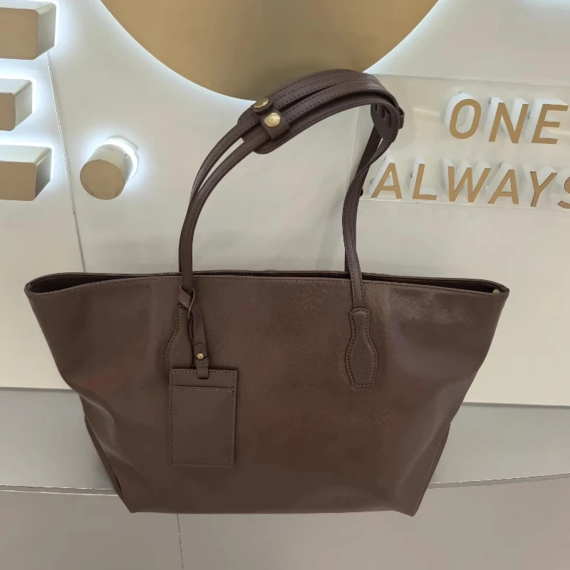 

Spring/Summer New Product Large Capacity Cowhide Genuine Leather Tote Bag High-Quality Women's Work Commute Single Shoulder Bag
