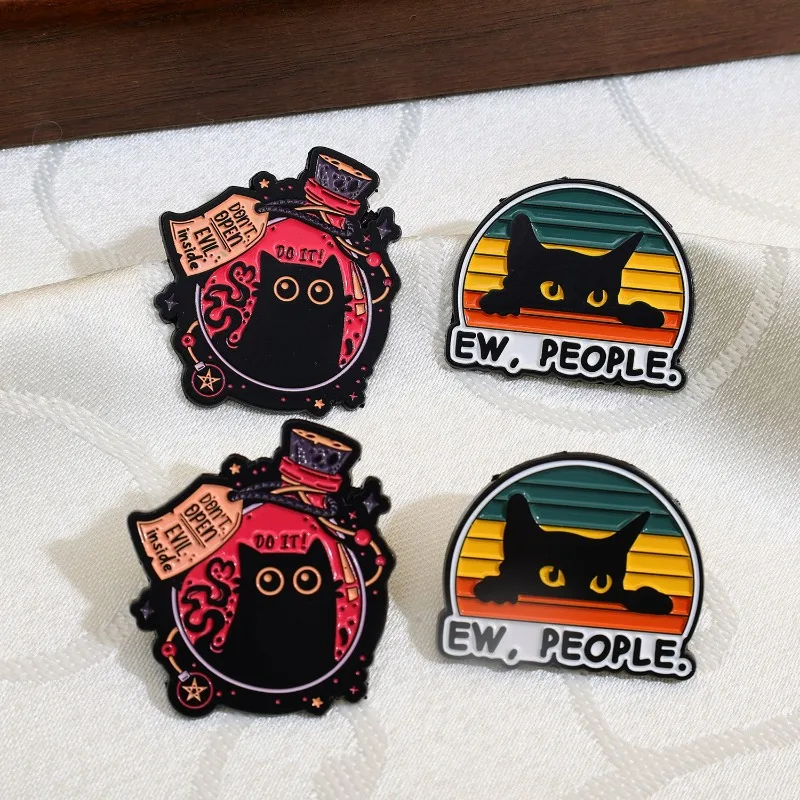 Sevimli Siyah Kedi Emaye Pin Hayvan Broş Pines Yaka Iğnesi Rozeti Sırt Çantası Giyim Aksesuarları Cadı Takı Cadılar Bayramı Hediyeler