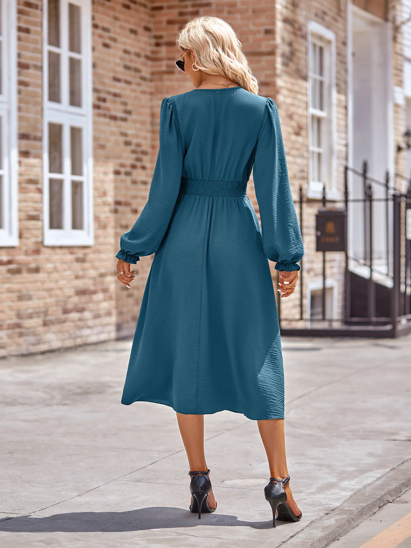 Damen-Herbstkleid, elegantes, langärmliges Midikleid mit V-Ausschnitt und gesmokter Taille für Abendpartys, lässige, tägliche lange Kleider