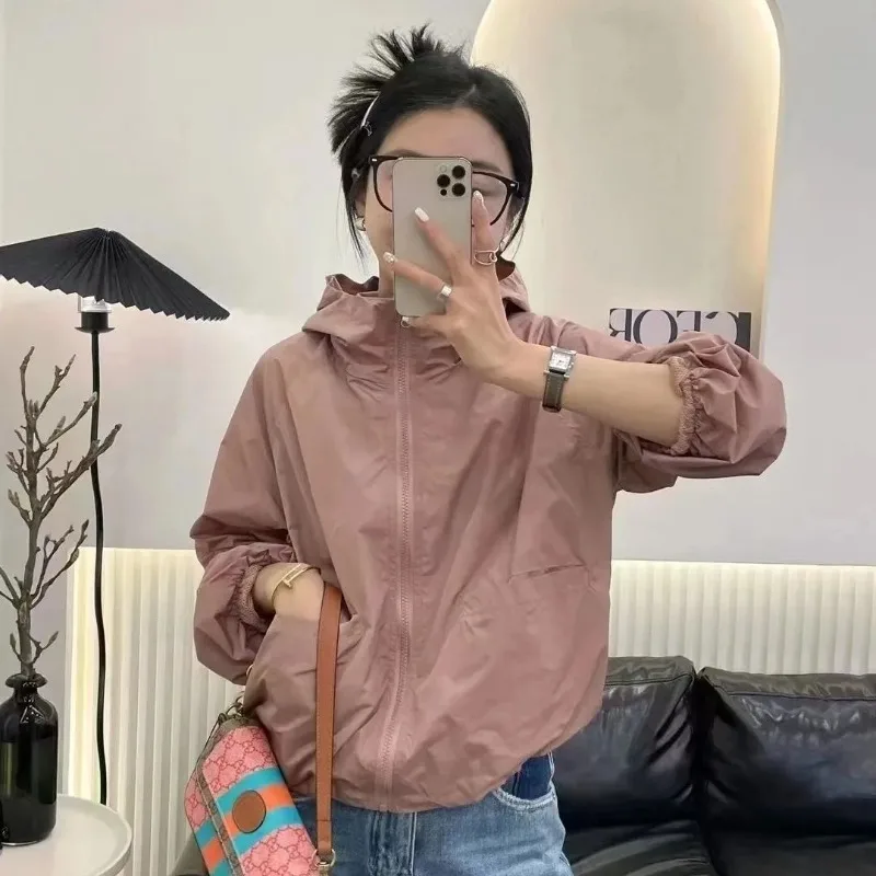 Female Spring Summer Tops Coat Zipper Hooded Sunscreen Pocket Solid Color Retro Simple Leisure Senior Soft Minority Versatile