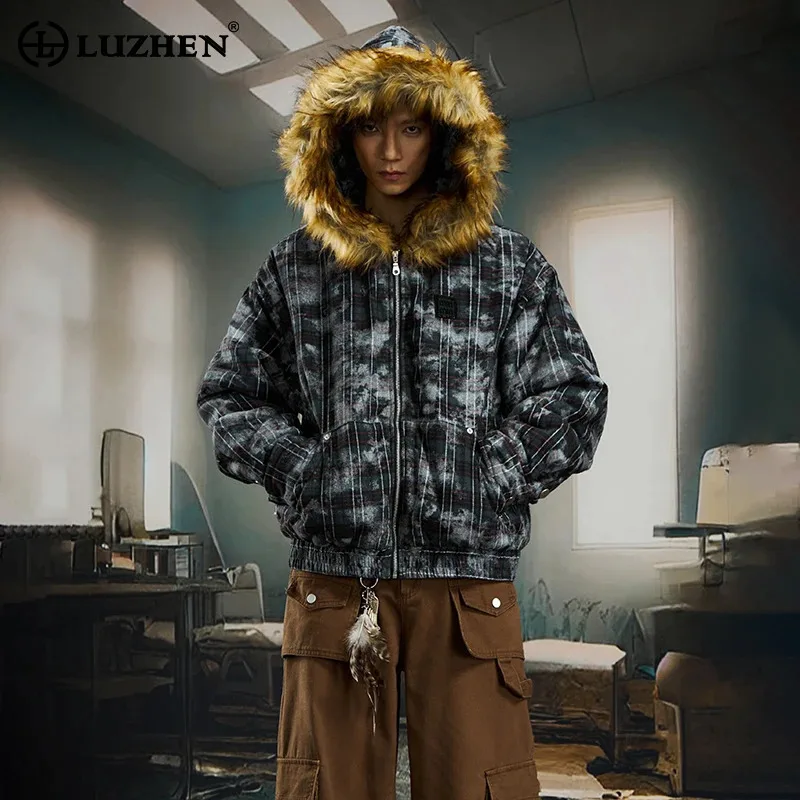 

LUZHEN 2025 Winter New Printed Vintage Style Faux Fur Hooded Padded Coat Men's Fashion Handsome Street Warm Parkas Jacket JY5296