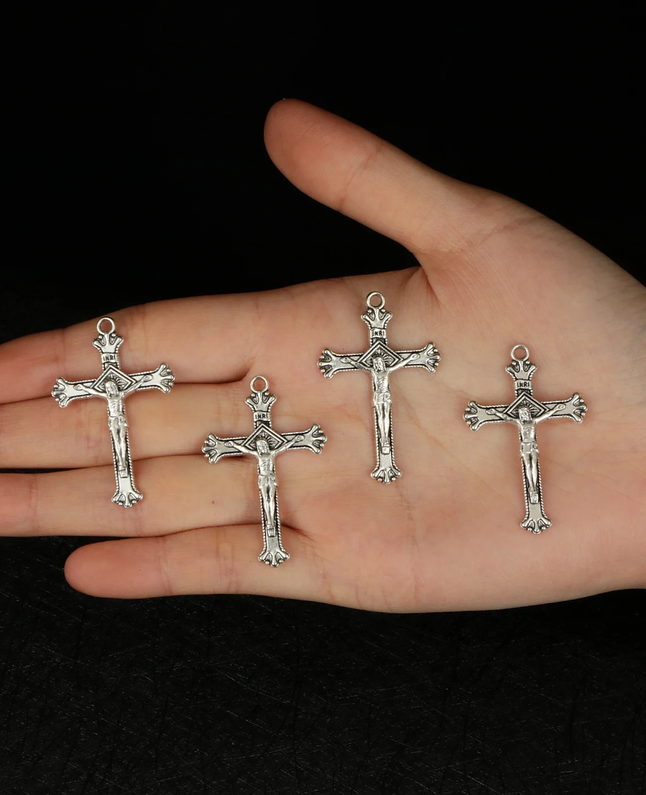 Cottvott 10Pcs Carved INRI Crucifix Jesus Cross Pendants Christian Christ Cross Pendant for Necklace DIY Jewelry Accessories