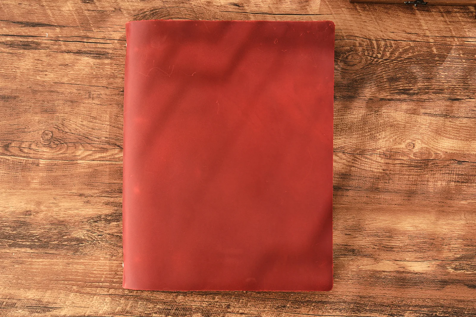 AIGUONIU Ringplaner aus echtem Leder im A4-Format mit 4-Loch-Binder, Retro-Notizbuch, vertikale Version, neutraler Notizblock, Skizzenbuch – Detail 37