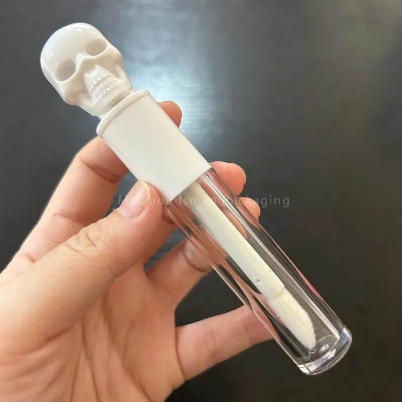 50pcs Halloween unique grande brosse blanc argent crâne lèvres glaçure tube vide tête humaine brillant à lèvres conteneur tubes vides 5 ml 3 ml