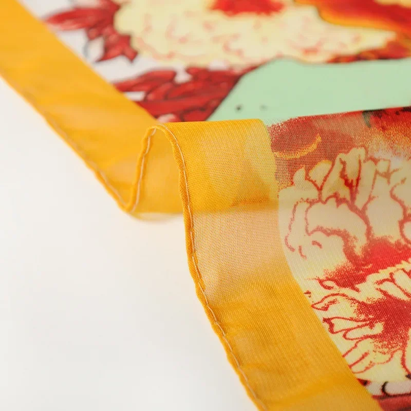 2025 nieuwe zomer chiffon parel gesp zonnebrandcrème sjaal oude schoonheid figuur zonnescherm strand imitatie zijden sjaal dame mantel paars