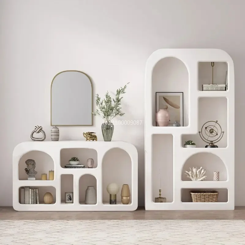 Nordische minimalist ische Gast weiß Produkt Vitrine Halle gewölbte Loch Lagerung antiken Schrank Boden bis zur Decke Bücherregal Regal