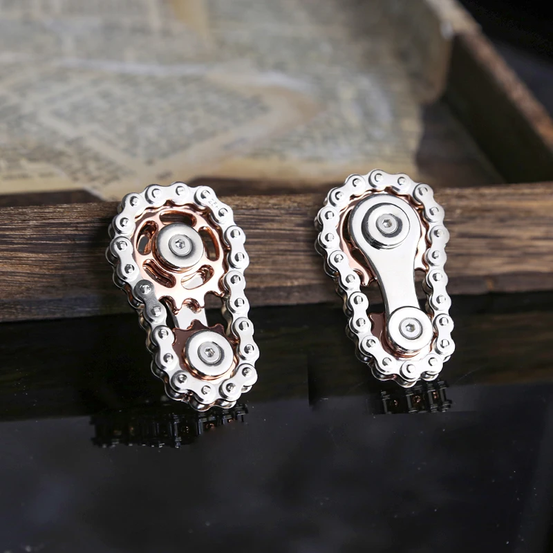 سلسلة دراجة معدنية لتخفيف التوتر فيدجيت سبينر - لعبة إصبع مضادة للقلق للبالغين، هدايا فريدة من نوعها للرجال