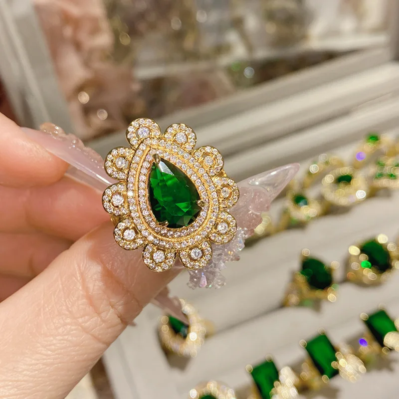 Created Emerald Rings for Women Gemstone Gold Plated Luxury Design Vintage Fine Jewelry Engagement Party Accessories Gift