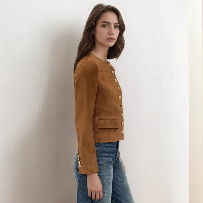 سترة من جلد الغزال البني واحدة الصدر س الرقبة سترة نسائية أنيقة ضئيلة Offce سيدة يتوهم 2025 الخريف في معاطف قصيرة جديدة فاخرة